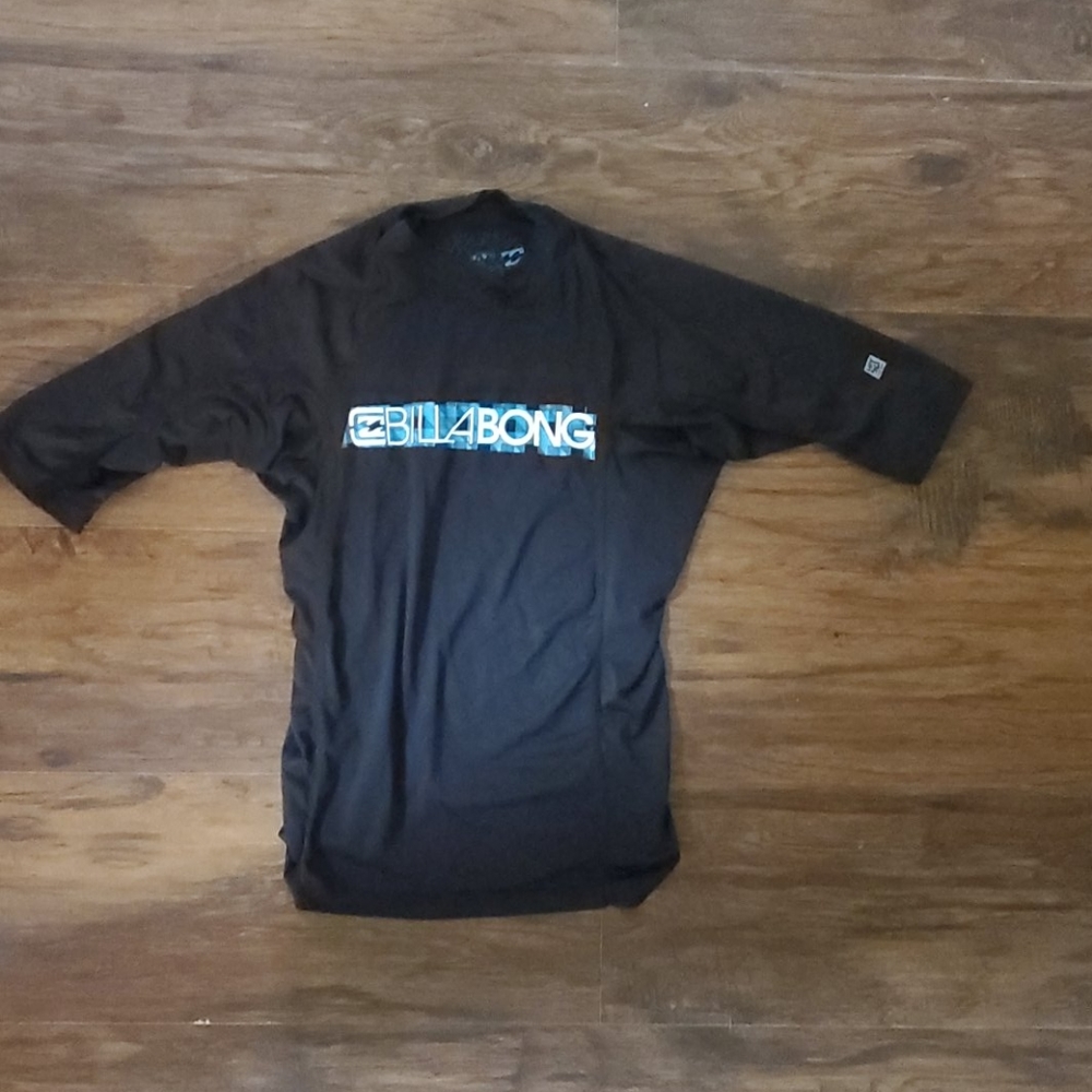 Billabong rashguard 1/2 sleeves